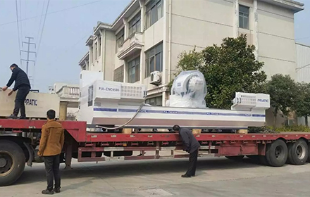 首台4米5行程加工中心到厂安装调试