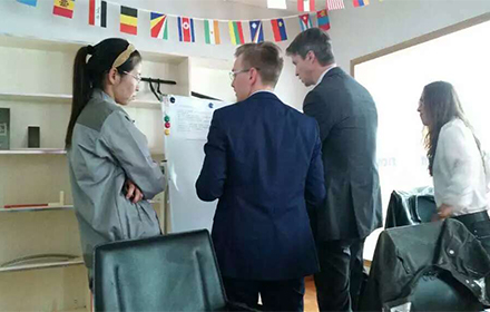 瑞士SWIIEB公司一行4人来我司拜访